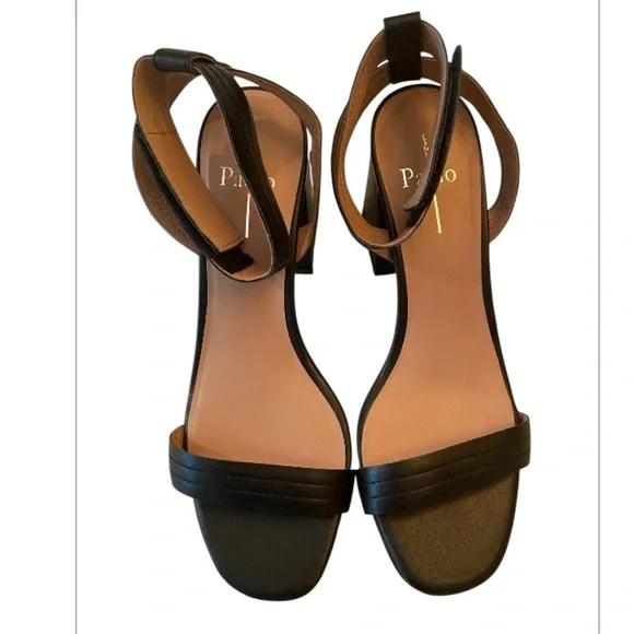 NWOT Linea Paolo Women Emmie Block Heel Ankle Strap Sandals Size 8.5 - Picture 1 of 8